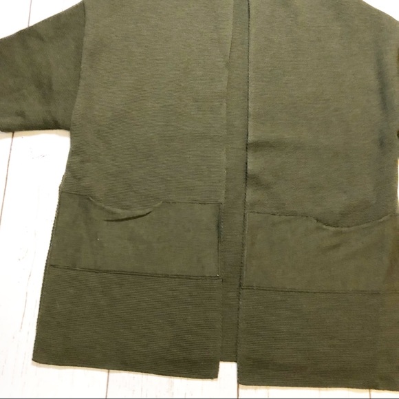 Ma’ry’ya olive green short sleeve open front poncho cardigan sweater Italy wool - Picture 3 of 6
